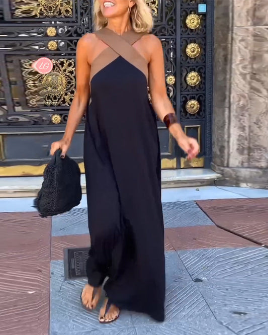 Elegancka sukienka z odkrytymi plecami i kontrastowym kolorem